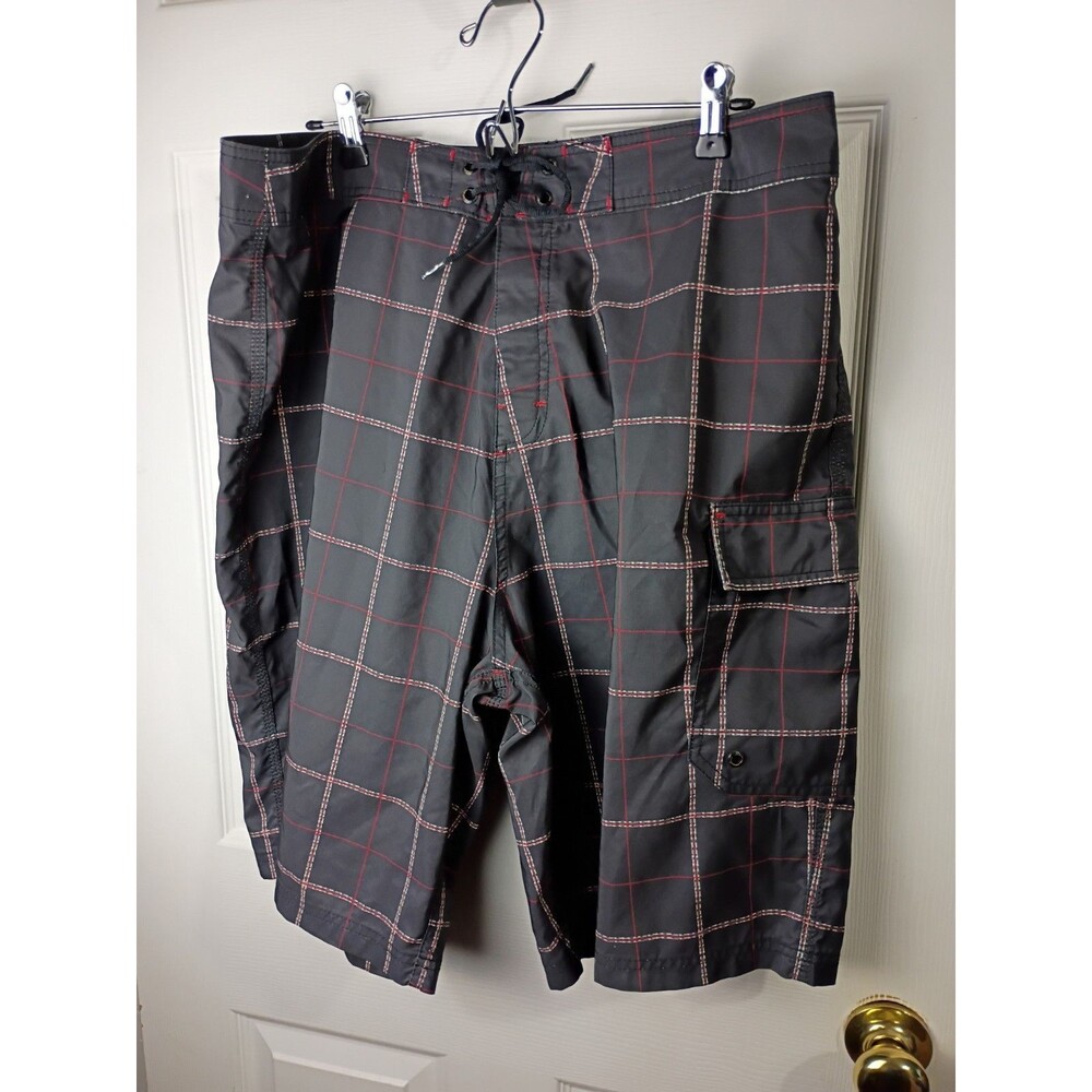 Oakley men’s plaid multi-color board shorts size 38 pocket Comb Swimwear Water